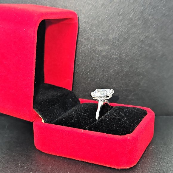 CGSRING  4 Carat Radiant Cut Solitaire Moissanite Ring Size 6.5 (NWOT) - Picture 8 of 13